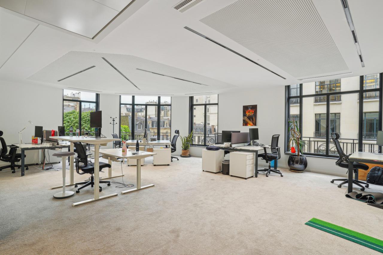 Bureau Paris 779m² Location bureau Paris OLBUR2428373 6